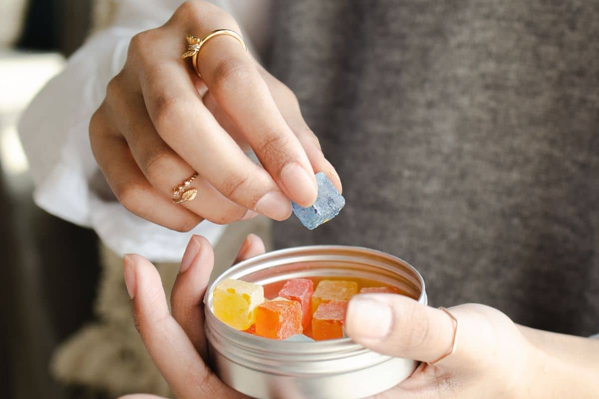 Gummies made from weed stem