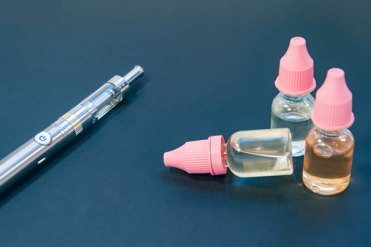 Vape device and tincture bottles