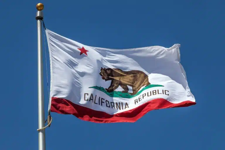 Is THCA Legal in California: Understanding State Regulations